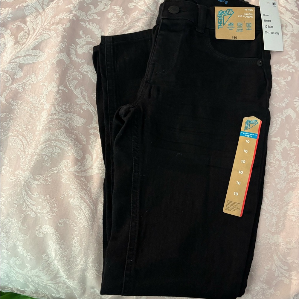 Black High-Waisted Jeans